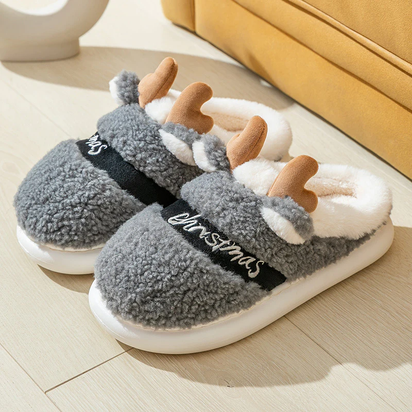 🎄 Christmas Elk Slippers – Soft & Cozy Slip-On House Shoes